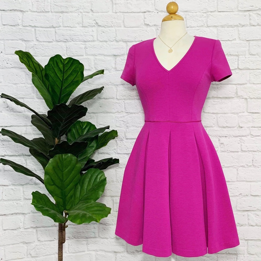 BANANA REPUBLIC knit fuschia wild orchard dress